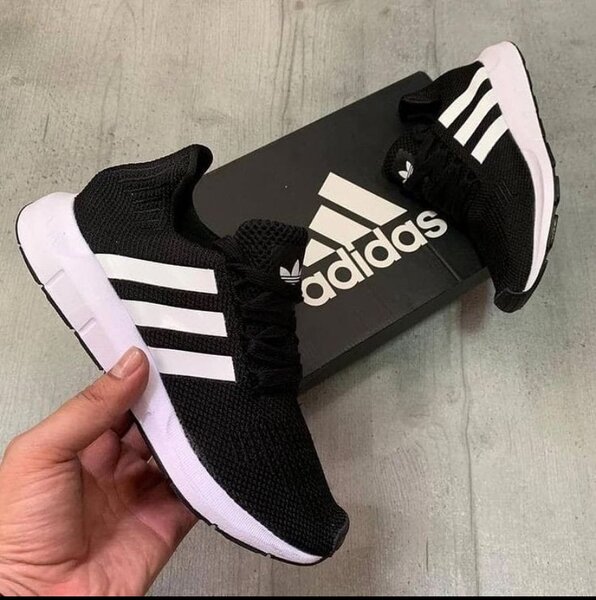 Adidas swift run