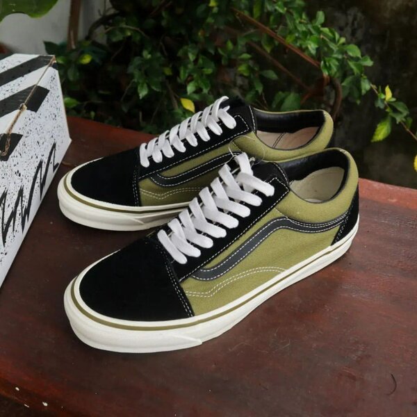 Chaussures originales