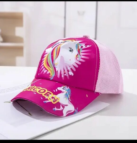 Casquettes enfants motifs colorés