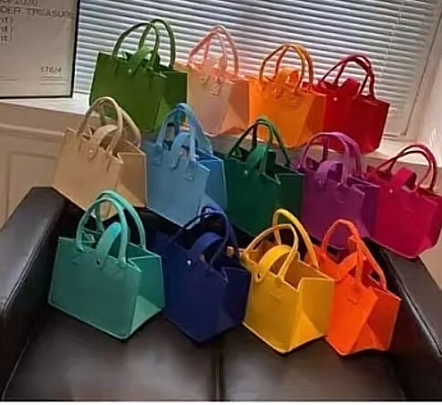 Sacs à main colorés tendance