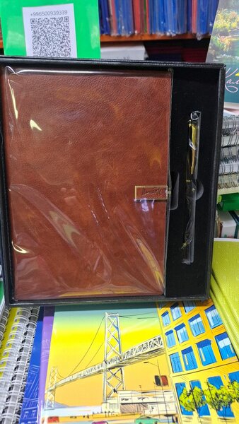 Блокноты с ручкой