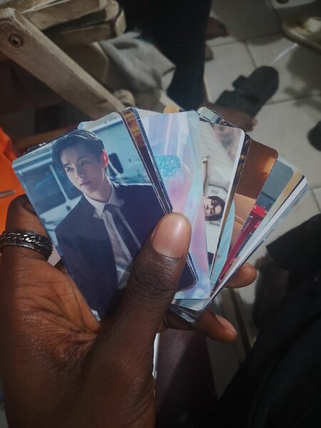 K-pop Idol Photo Cards