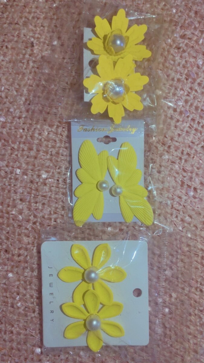 Boucles d'oreilles fleurs jaunes