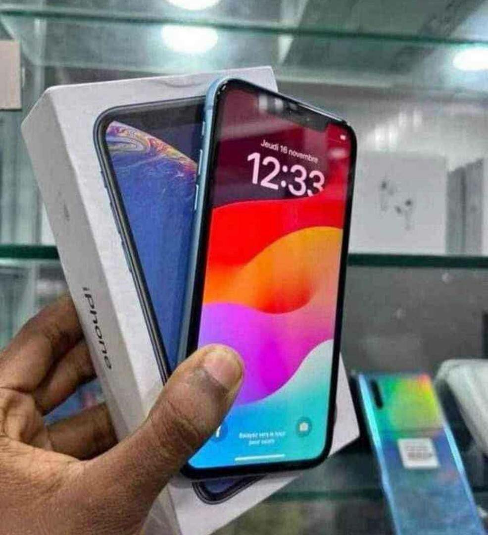 iPhone XR Bleu