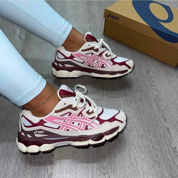 Chaussures de running ASICS