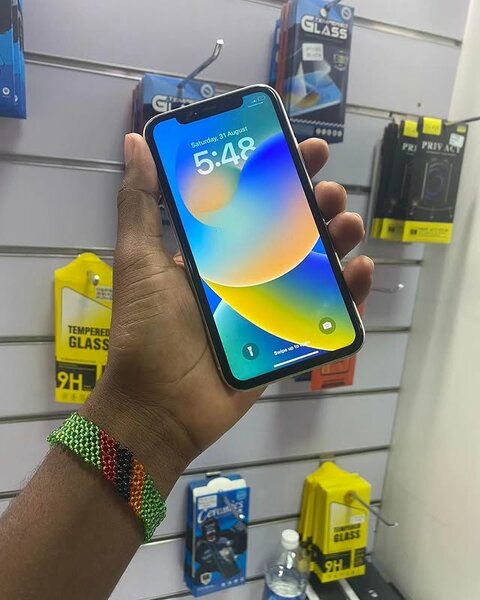 BRAND NEW IPHONE 🍏 pro 