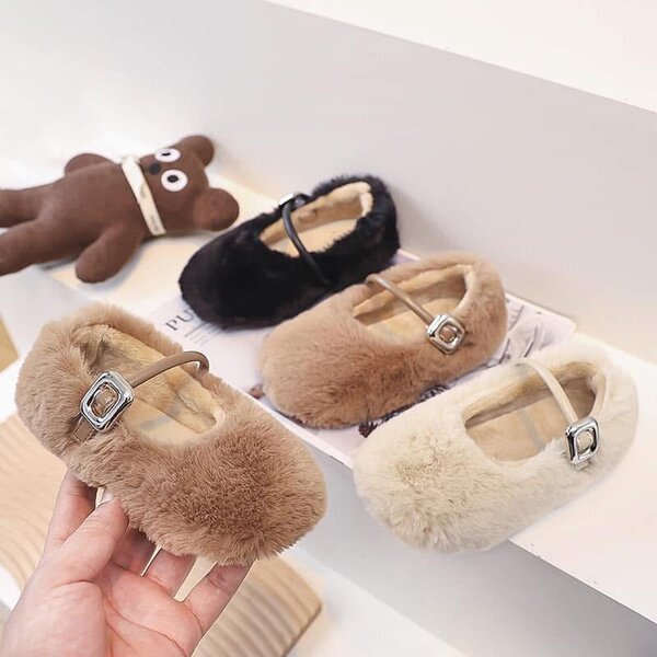 Kids shoes