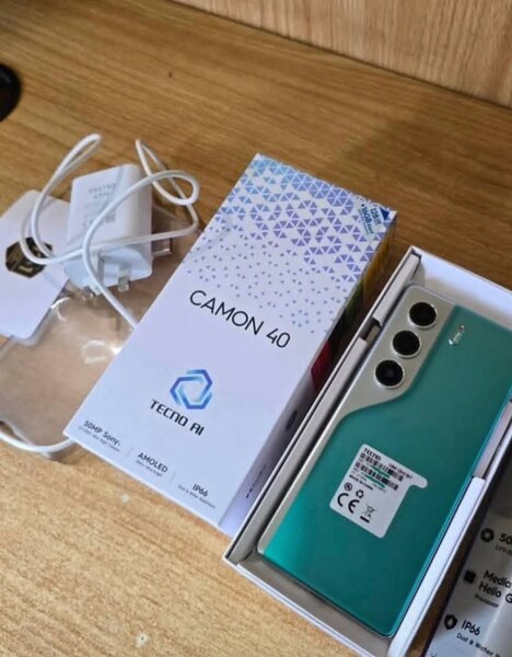 Tecno Camon 40 Smartphone