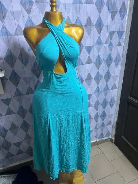 Robe d'été dos nu turquoise