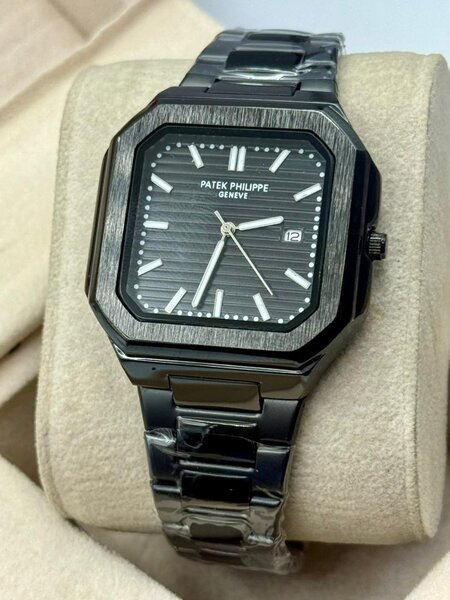 Montre Patek Philippe Noir