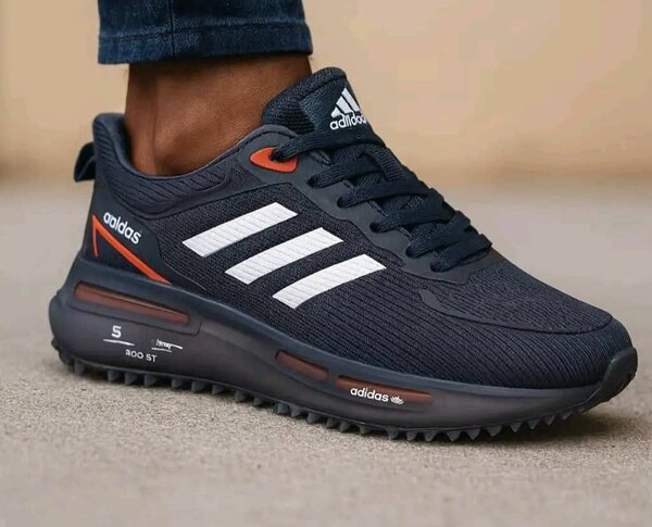Baskets de sport Adidas homme