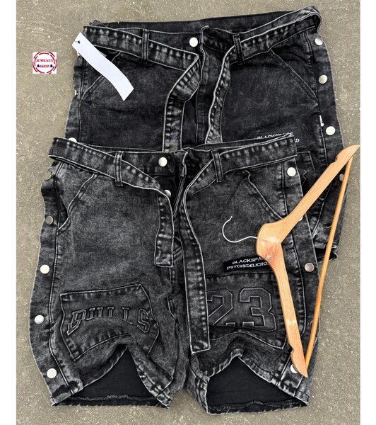 Shorts en jean noir tendance