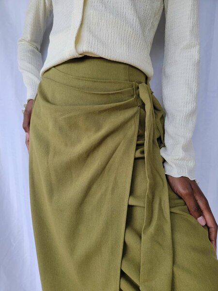 Wrap knot side skirt