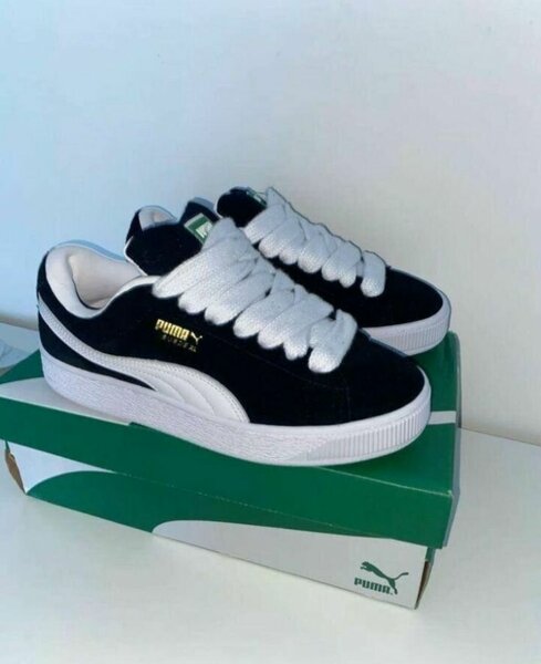 Baskets noires Puma Suede
