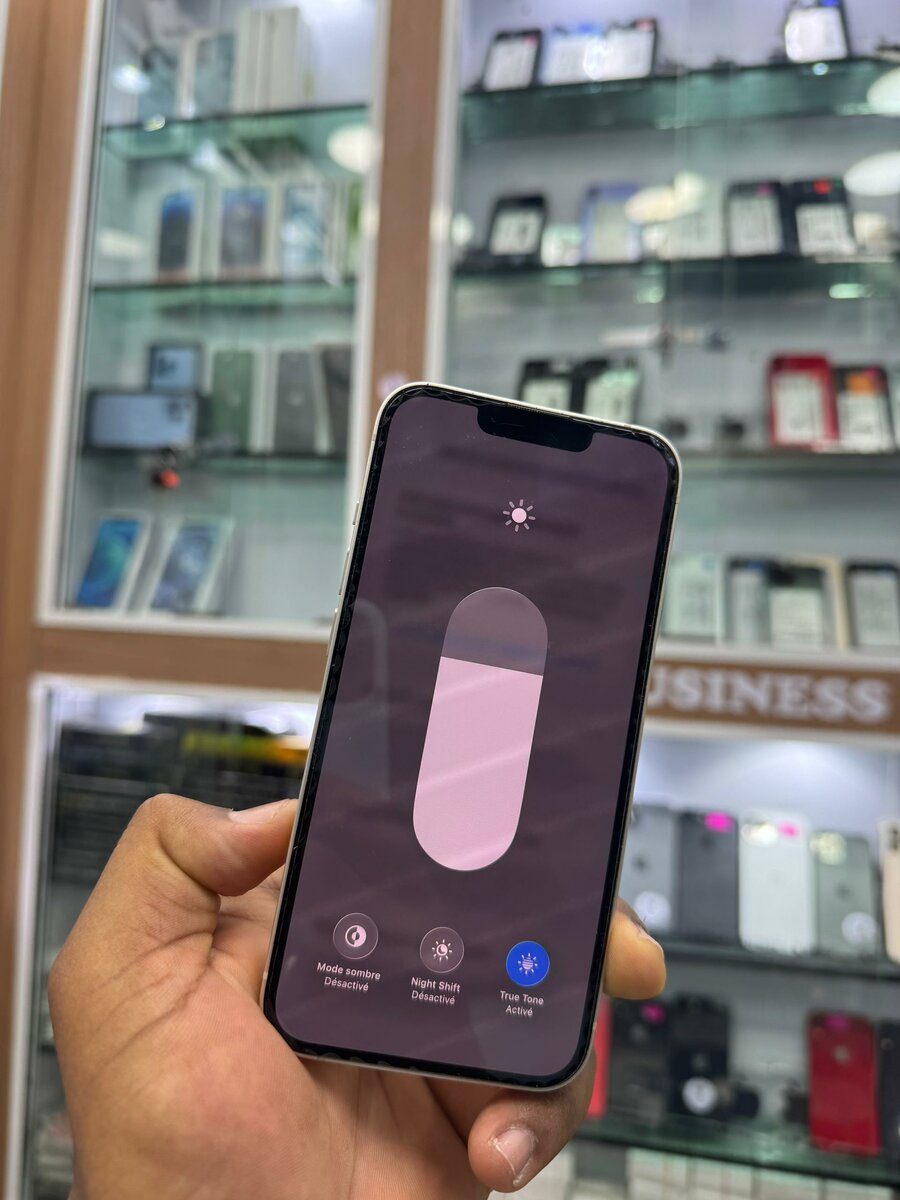 iPhone 13 128GB Blanc Éclatant