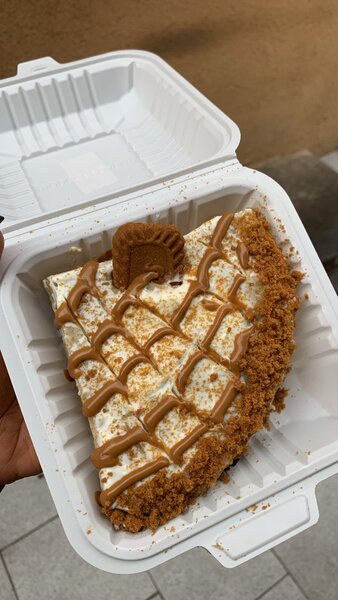 Grosse part Gâteau crêpes