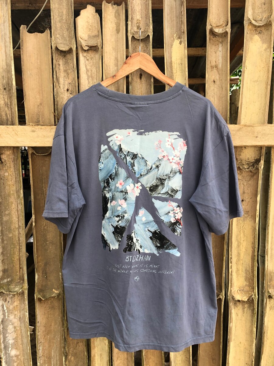 T-shirt graphique unisexe