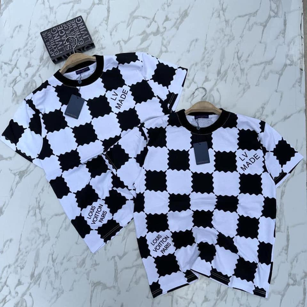 T-shirt checkered