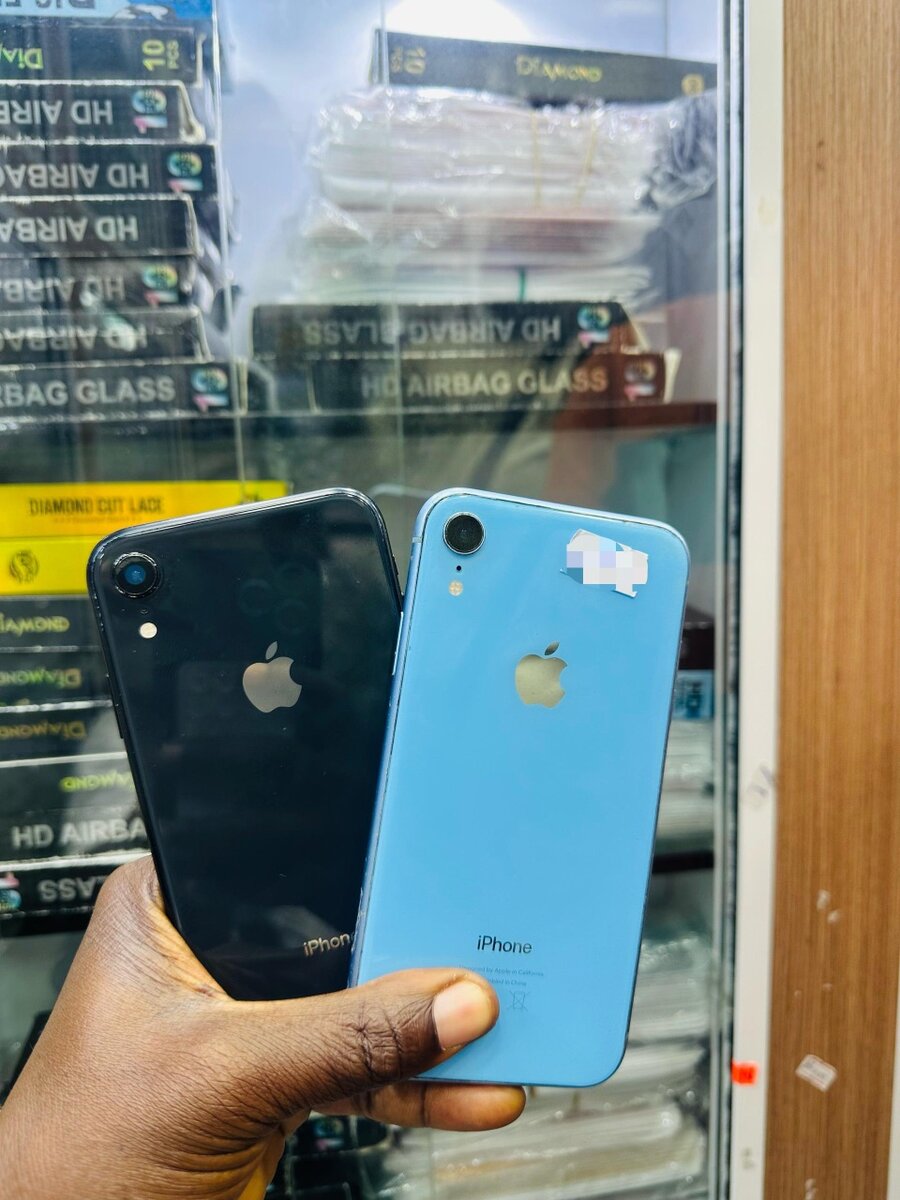 iPhone XR