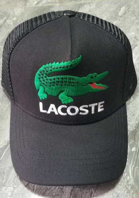Casquettes Lacoste élégantes