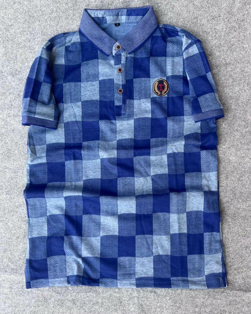 Polo chic à carreaux