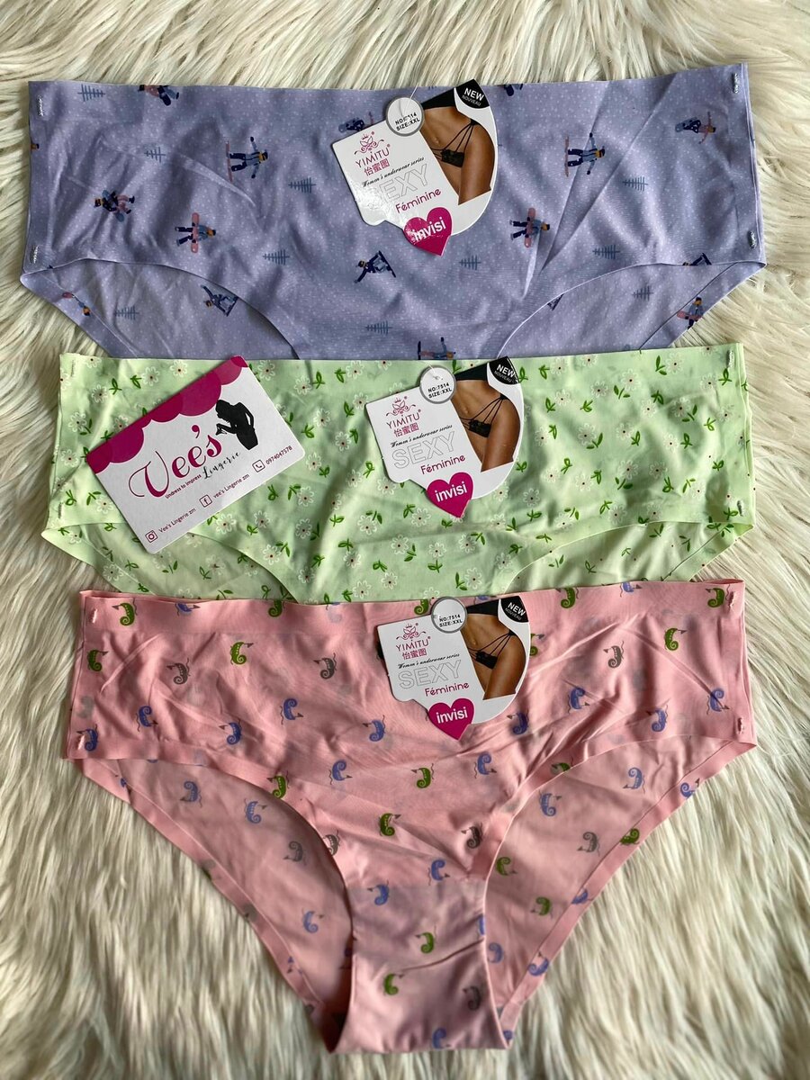 Strings et culottes pour femmes