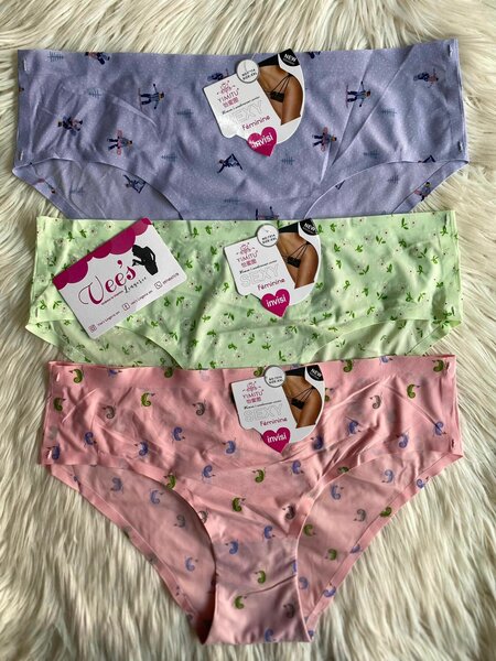 Strings et culottes pour femmes