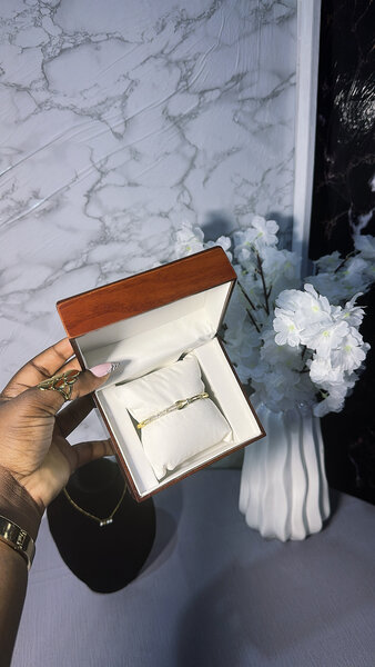 Élégant Bracelet Doré Luxe