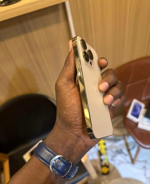 iPhone 14 Pro Max Blanc