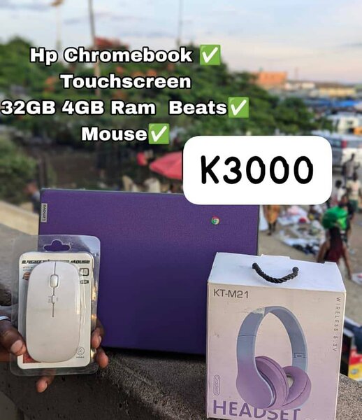 CHROMEBOOK  + FREE BEATS AND A MOUSE ALL