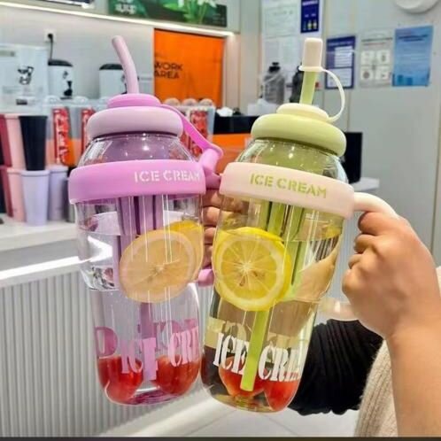 Stylish Water Bottle Set