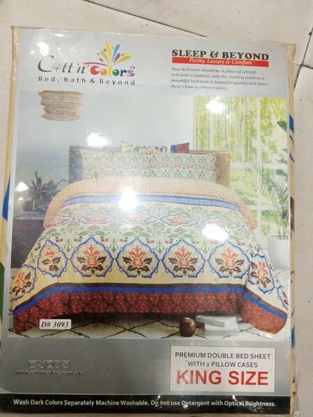 Premium Double bed sheet with 2 pillow cases