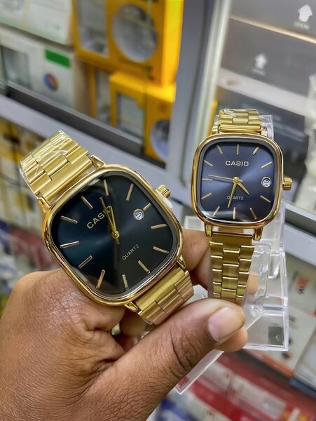 MONTRE CASIO(fond noir)