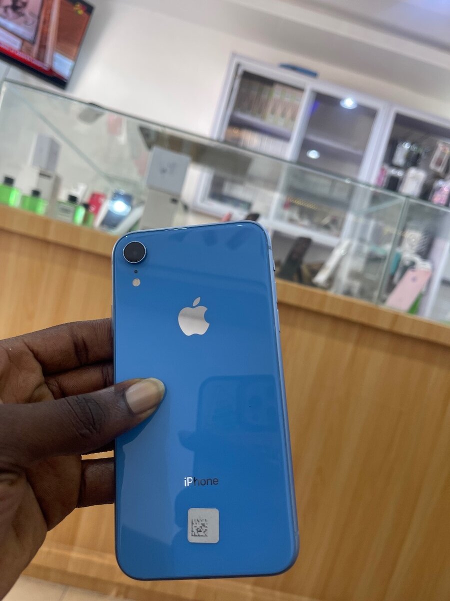iPhone XR
