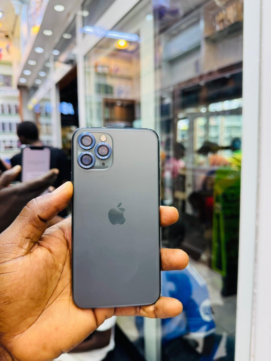 11 pro 64Go très propre