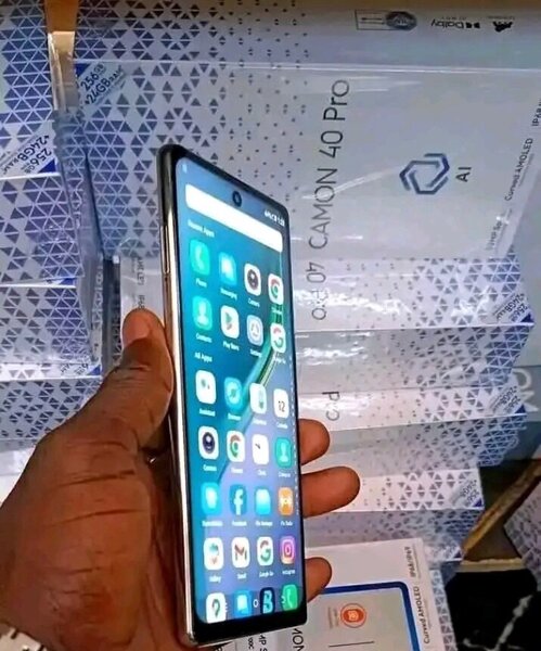 Smartphone Tecno Camon 40 Pro