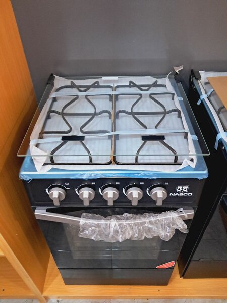 Nasco Gas Cooker 4 burner with oven and grill