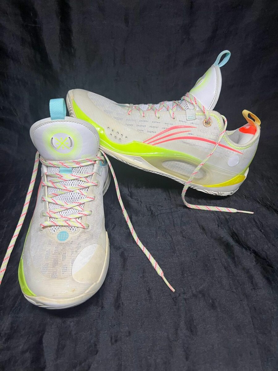 Li-ning way of Wade 808 V2