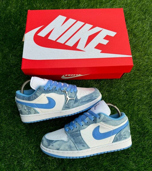 Jordan One Low