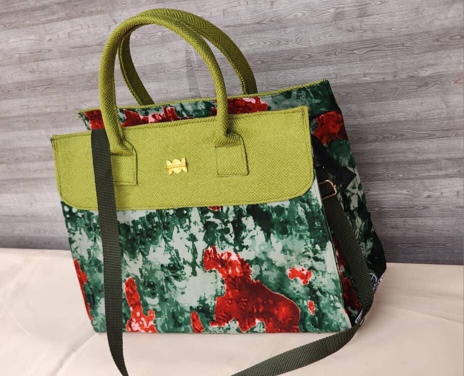 Sac à main en toile colorée