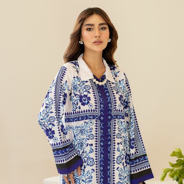 Woman's Stylish 2 Pcs Printed Shirt and Trouser