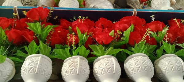 Table Flower Guldan