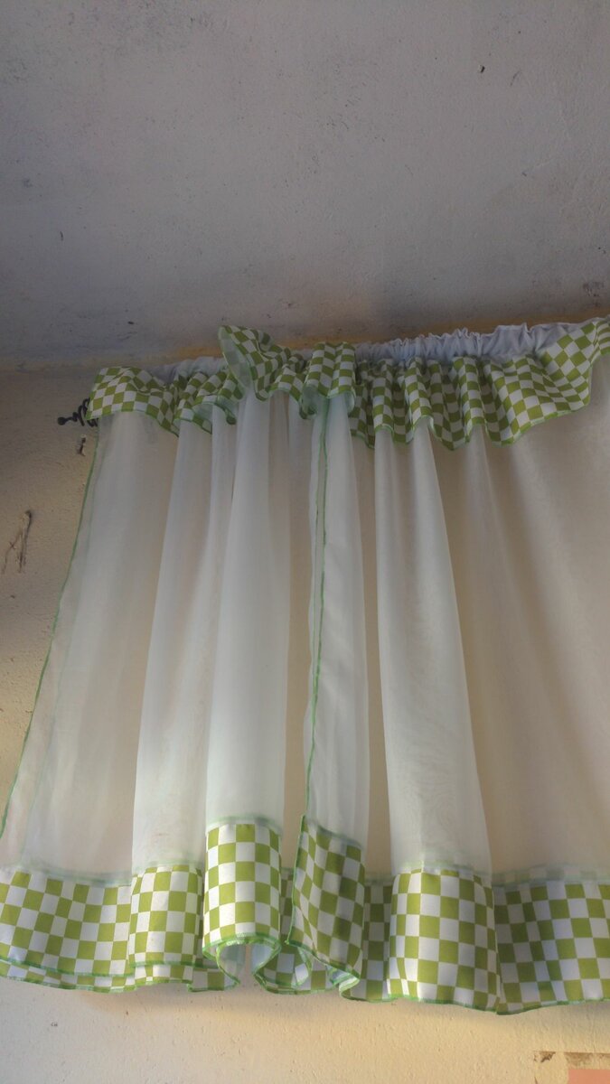 Kitchen curtains