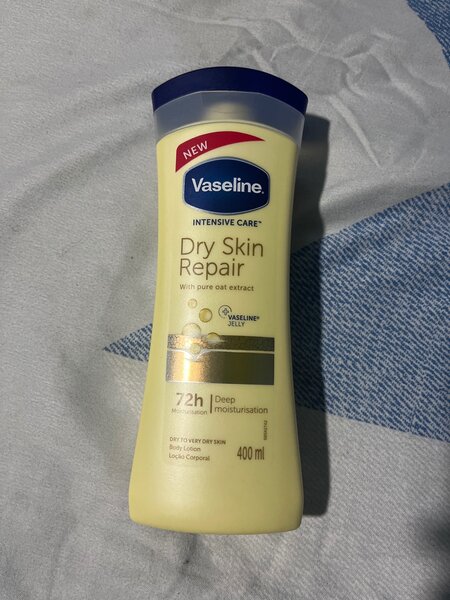 Vaseline Dry Skin Repair