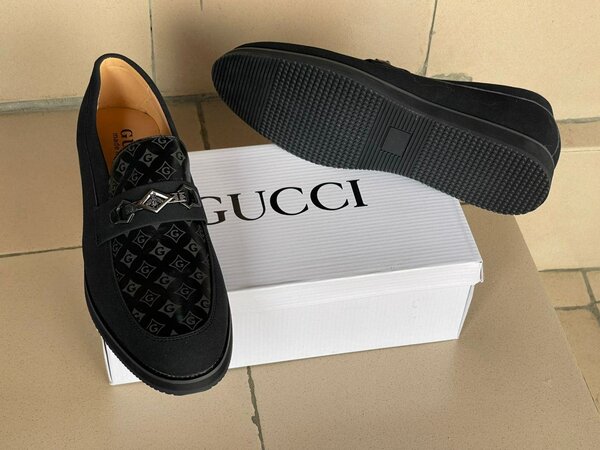 Chaussures Gucci noires pour homme