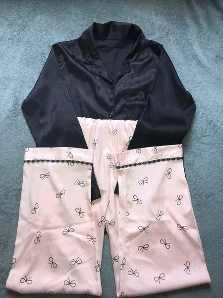 pajama set