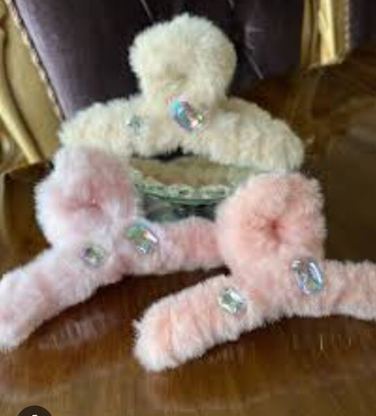 Pinces à cheveux peluche