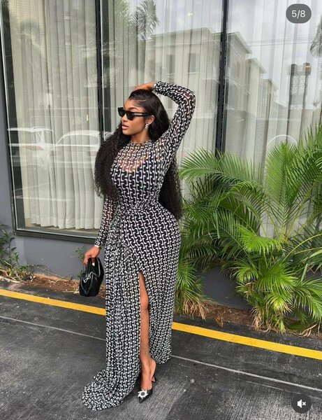 Robe longue élégante fendue