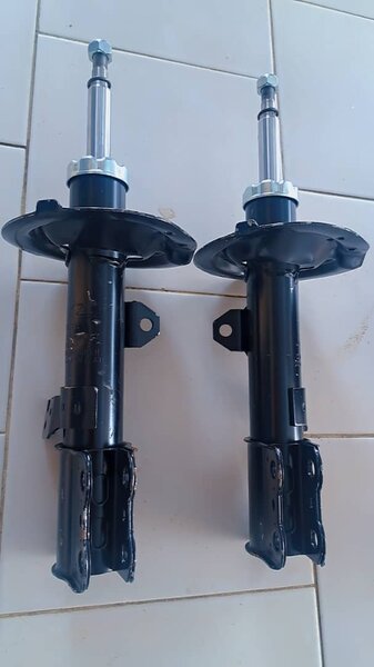 Front shock Toyota