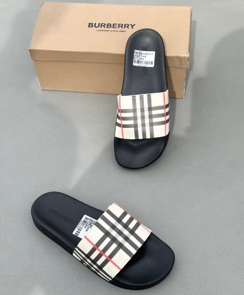 Sandales Burberry pour Hommes